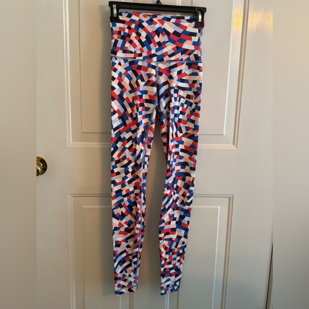 Lululemon Wunder Under High-Rise Leggings Size 4 Red White Blue Geometric Print